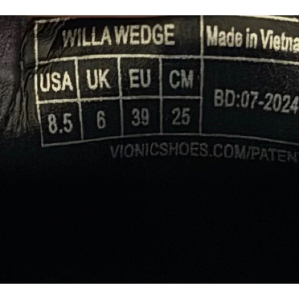 Vionic Willa Wedge Loafers Womens 8.5 Black Leather Lug Sole Shoes